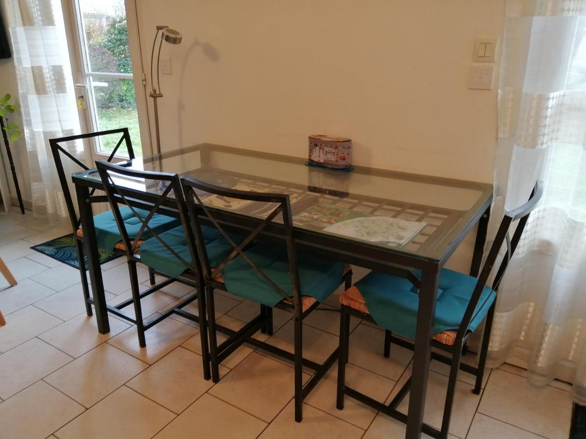 Chambres d'hôtes Les Lilas Ruffec  Extérieur photo